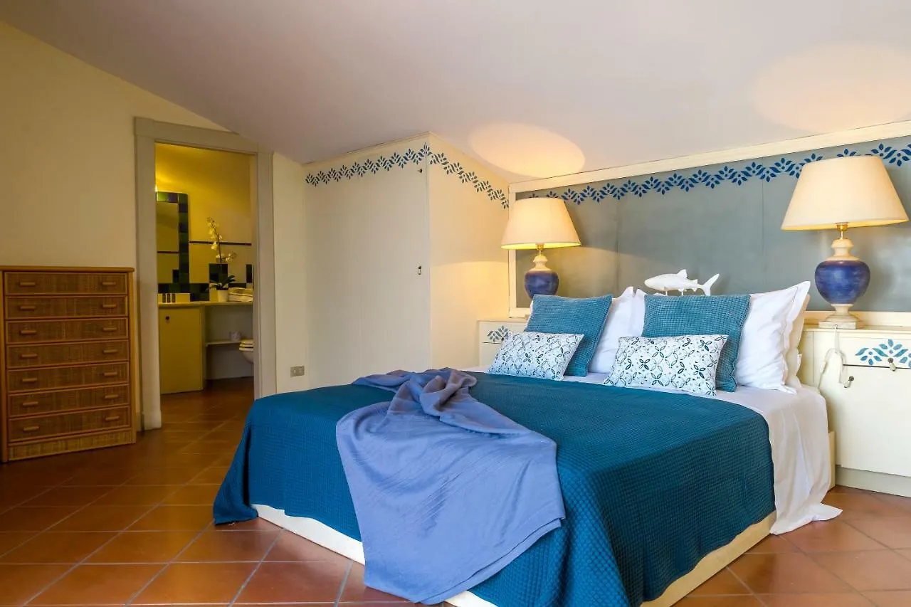 Les Suites - Apartments Riposto